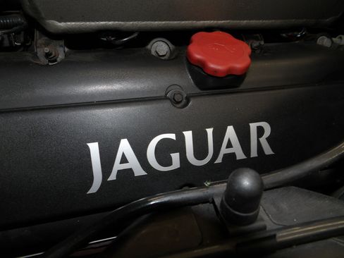 Used 2001 Jaguar XK8 Convertible RWD image 27