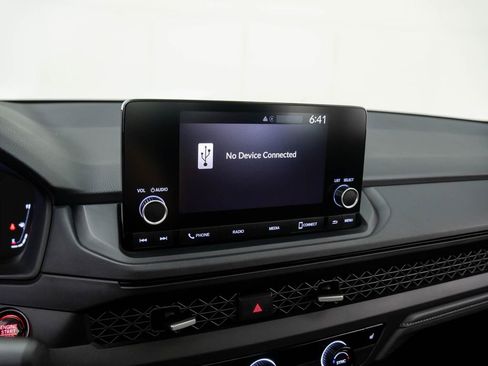 Used 2025 Honda Accord SE image 22