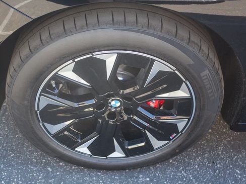 New 2026 BMW iX xDrive45 w/ M Sport Package image 9