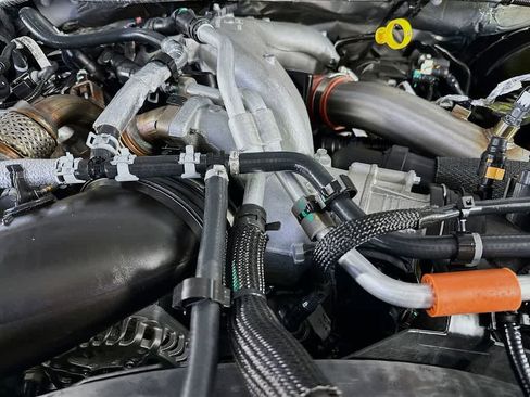 New 2026 Ford F250 Lariat w/ Black Appearance Package image 9