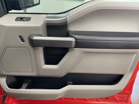 Used 2017 Ford F150 XLT w/ Equipment Group 302A Luxury AWD/4WD image 23