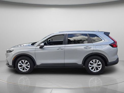 Used 2025 Honda CR-V LX image 4