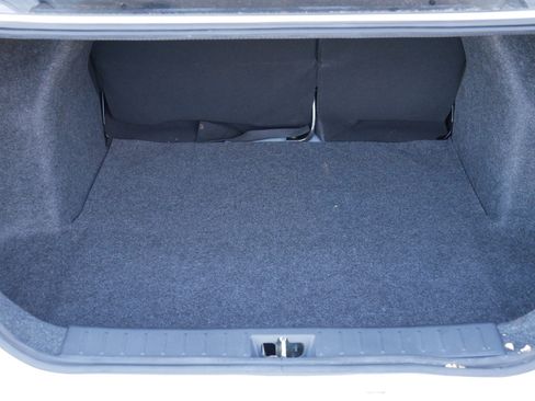 Certified 2022 Nissan Versa SV image 18