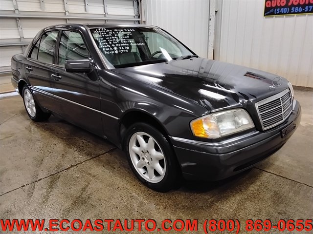 Used 1995 Mercedes-Benz C 220 Sedan image 1