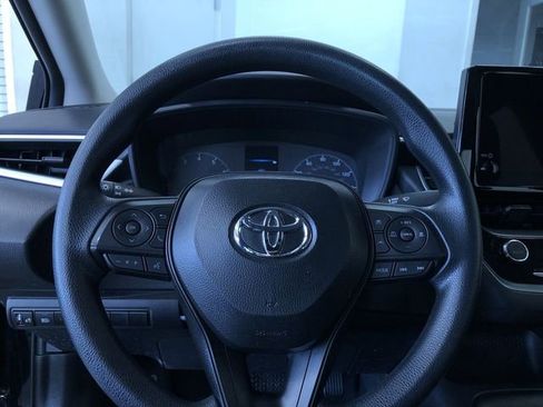 Certified 2025 Toyota Corolla LE image 24