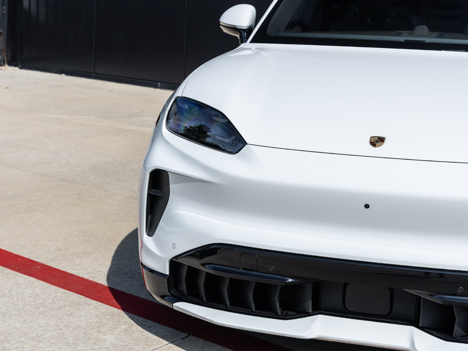 Used 2026 Porsche Cayenne Electric AWD/4WD image 18