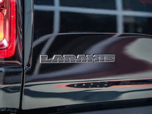 New 2026 RAM 1500 Laramie AWD/4WD image 8