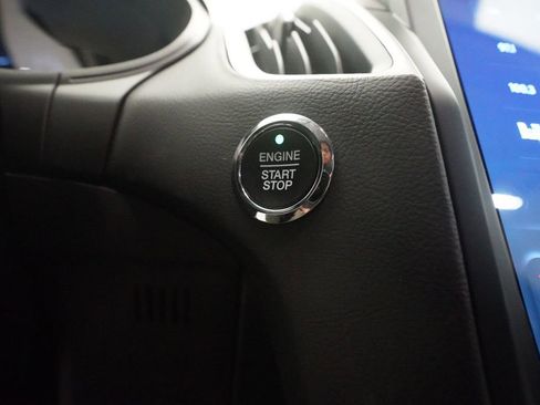 Used 2023 Ford Edge SEL w/ Sport Appearance Package image 33