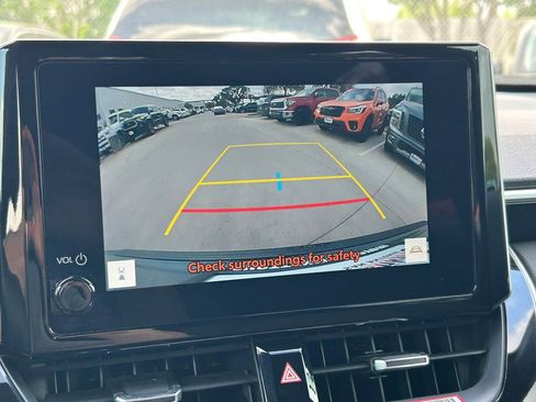 Used 2024 Toyota Corolla Cross XSE image 32