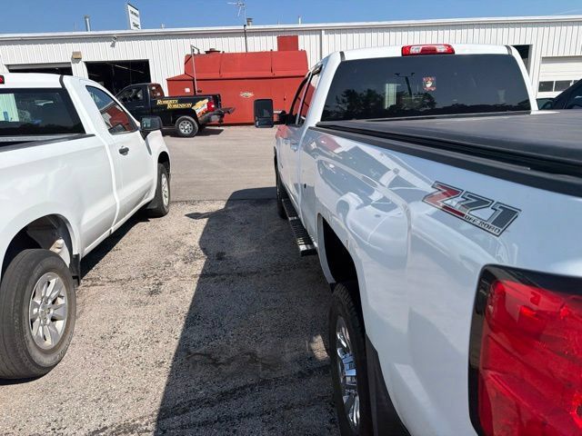 Used 2017 Chevrolet Silverado 2500 LT w/ LT Convenience Package AWD/4WD image 29