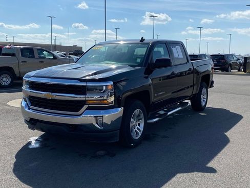 Used 2018 Chevrolet Silverado 1500 LT w/ All Star Edition image 3