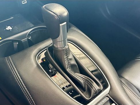Used 2024 Honda HR-V EX-L image 17