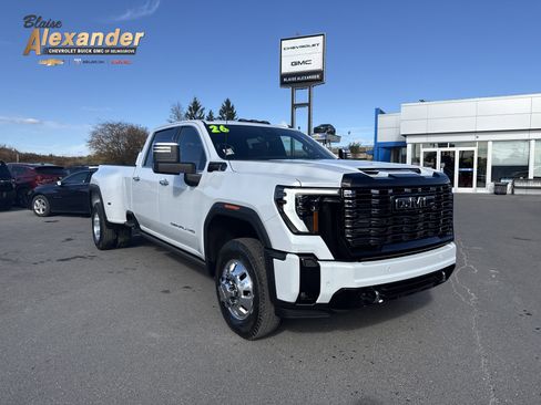 New 2026 GMC Sierra 3500 Denali Ultimate image 1