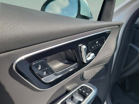 Certified 2026 Mercedes-Benz GLC 300 image 12