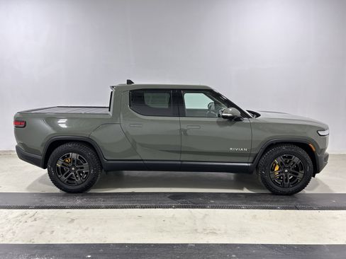 Used 2022 Rivian R1T Launch Edition image 6