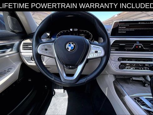 Used 2020 BMW 740i w/ Premium Package RWD image 6