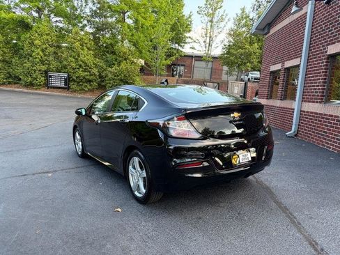 Used 2017 Chevrolet Volt LT FWD image 5