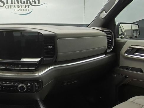 Used 2023 Chevrolet Silverado 1500 LTZ w/ LTZ Convenience Package II RWD image 15