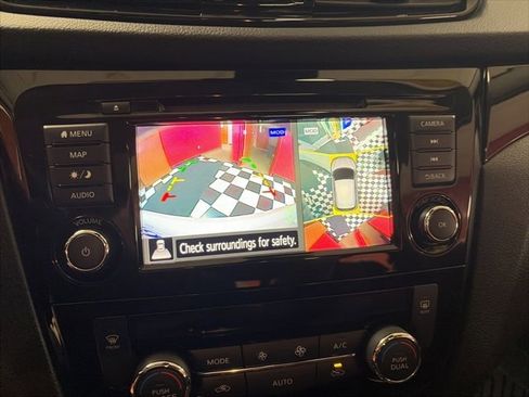 Used 2021 Nissan Rogue Sport SL w/ Premium Package image 20