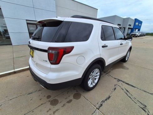 Used 2016 Ford Explorer Sport w/ Equipment Group 401A image 8