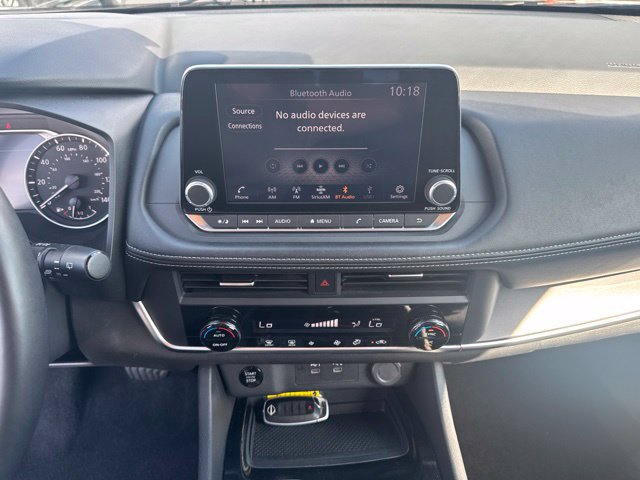 Used 2025 Nissan Rogue SV FWD image 12