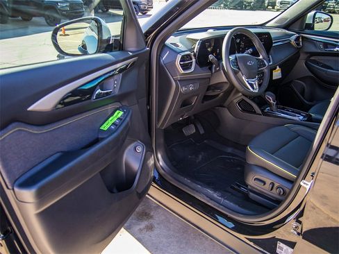 New 2026 Chevrolet TrailBlazer ACTIV image 24