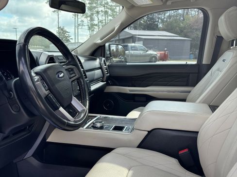 Used 2021 Ford Expedition Max Platinum RWD image 15