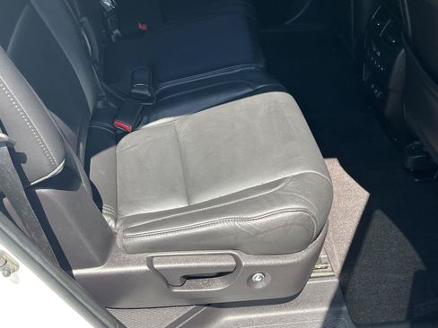 Used 2019 Acura MDX SH-AWD image 21