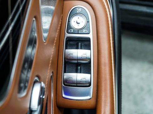 Used 2017 Mercedes-Benz S 550 Cabriolet image 34