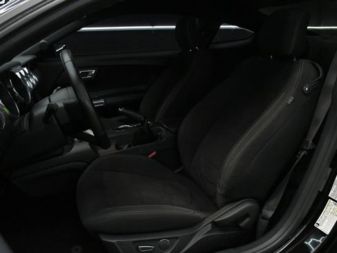 Used 2015 Ford Mustang Coupe image 17