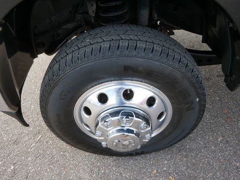 Certified 2024 RAM 3500 Limited image 16