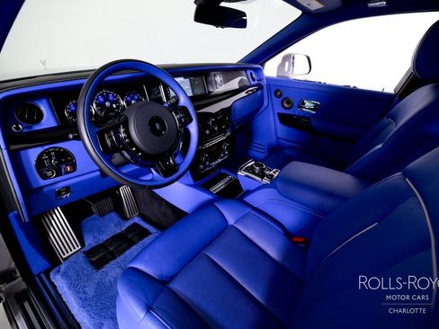Used 2024 Rolls-Royce Phantom Sedan w/ The Phantom Package RWD image 4