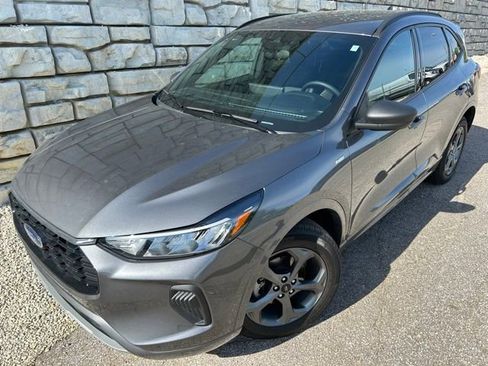 Used 2023 Ford Escape ST-Line w/ Tech Pack #1 AWD/4WD image 1