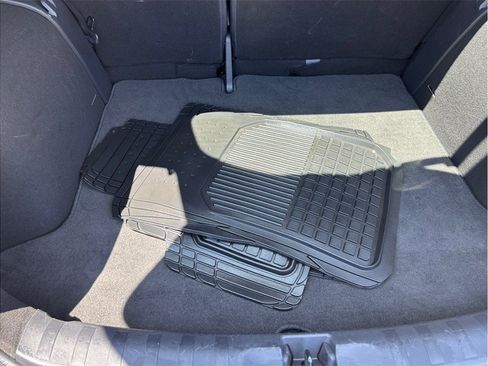Used 2020 Nissan Kicks SV FWD image 39