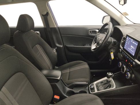 Used 2022 Hyundai Venue SEL w/ Cargo Package image 21