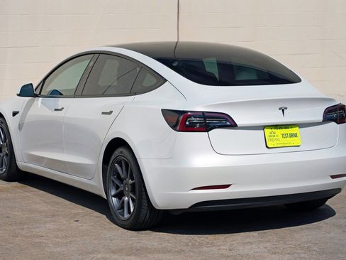 Used 2023 Tesla Model 3 Standard Range RWD image 51