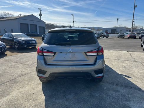 Used 2021 Mitsubishi Outlander Sport FWD image 4
