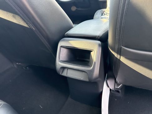 Used 2023 Honda HR-V EX-L image 14