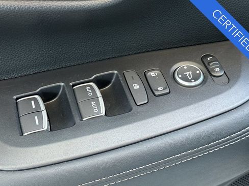Certified 2026 Honda HR-V EX-L image 12