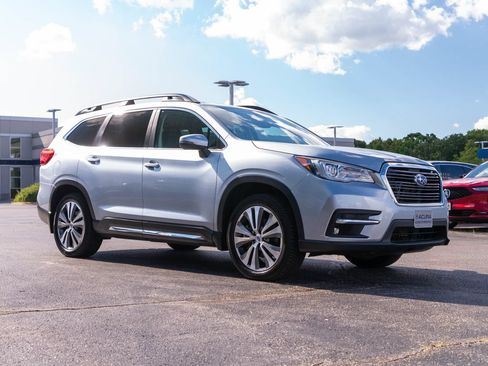 Used 2021 Subaru Ascent Limited w/ Technology Package AWD/4WD image 2