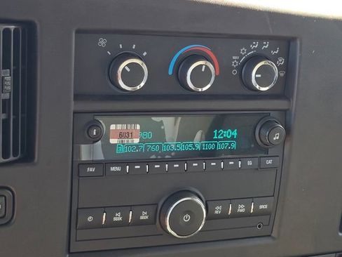 New 2024 Chevrolet Express 3500 w/ Power Convenience Package image 23