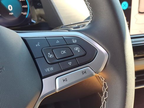 New 2026 Volkswagen Atlas Cross Sport SE image 19