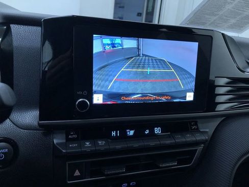 Certified 2025 Toyota Camry SE image 27