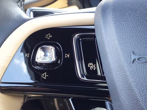 New 2023 Lincoln Corsair Reserve w/ Equipment Group 202A image 47