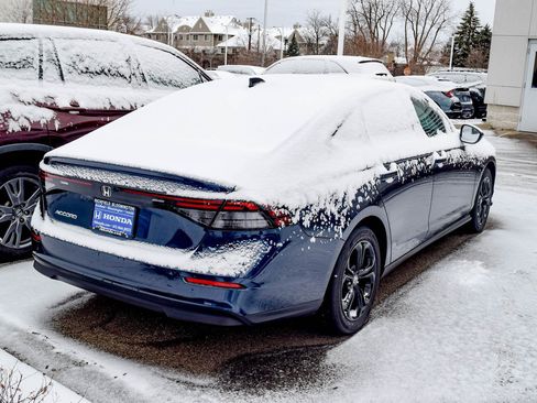 Certified 2025 Honda Accord SE image 14