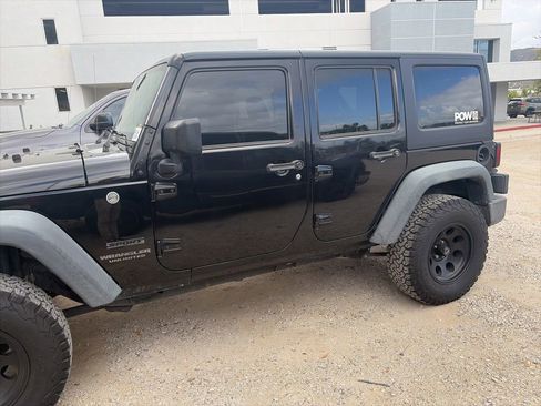 Used 2016 Jeep Wrangler Unlimited Sport AWD/4WD image 6