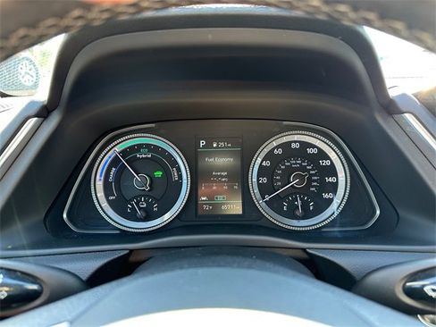 Used 2023 Hyundai Sonata SEL w/ Cargo Package image 26