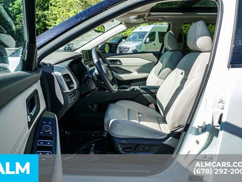 Used 2024 Nissan Rogue SL w/ SL Premium Package AWD/4WD image 19