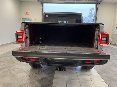 Used 2020 Jeep Gladiator Rubicon w/ Uconnect 4C Nav & Sound Group image 13