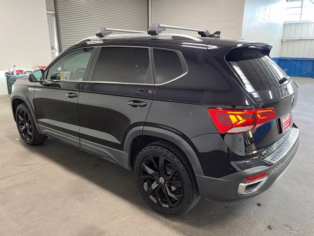 Used 2022 Volkswagen Taos SE FWD image 5